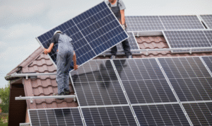 How can checking if rooftop solar panels have tidy wiring paths indicate quality of installation?